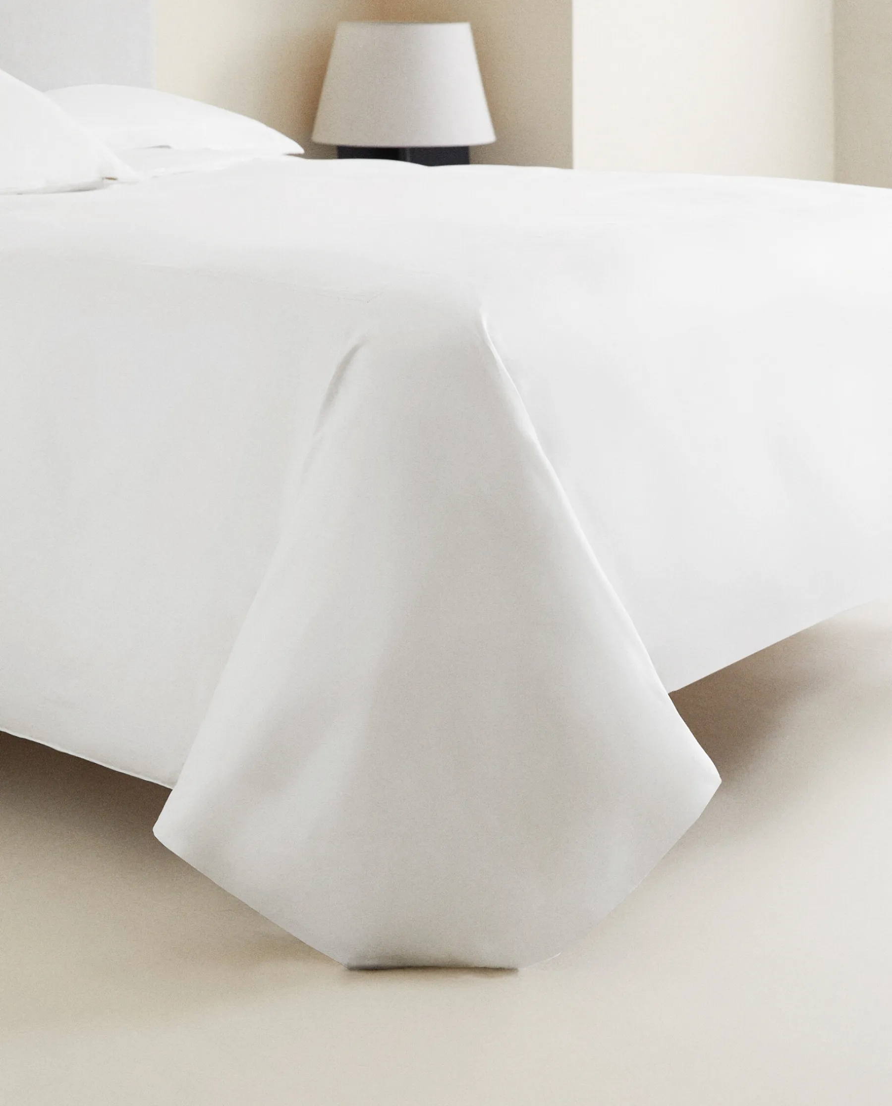 ZARA Home (500 Thread Count) Sateen Duvet Cover With Double Hemstitching