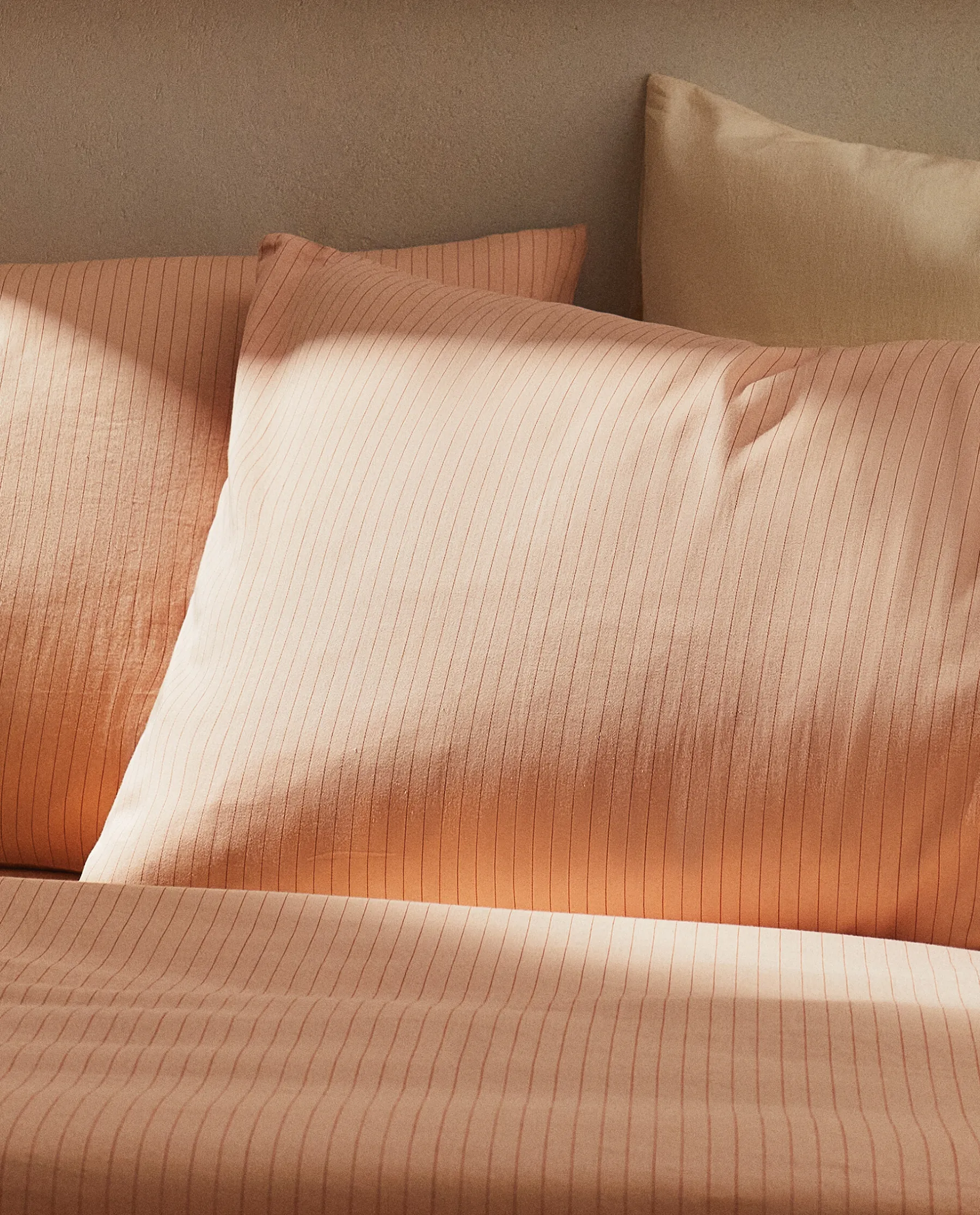 ZARA Home (300 Thread Count) Striped Washed Sateen Pillowcase