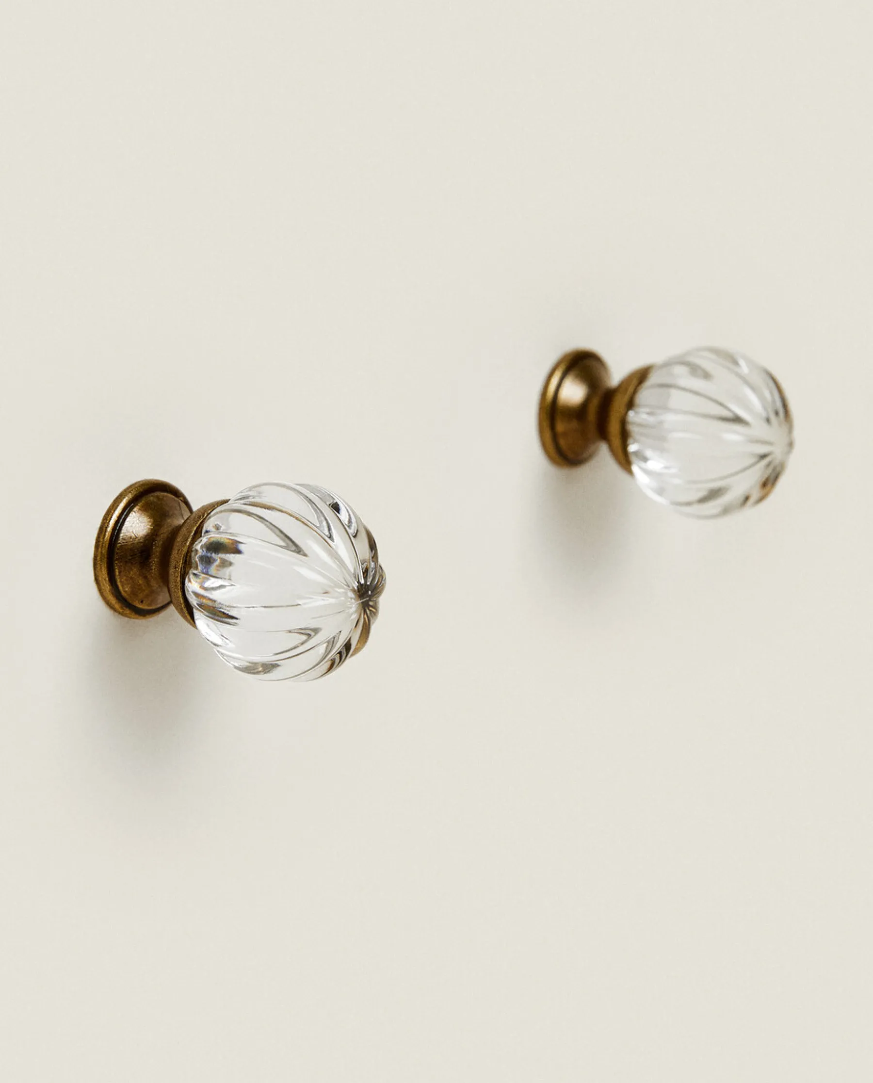 ZARA Home Acrylic Door Knob (Pack Of 2)