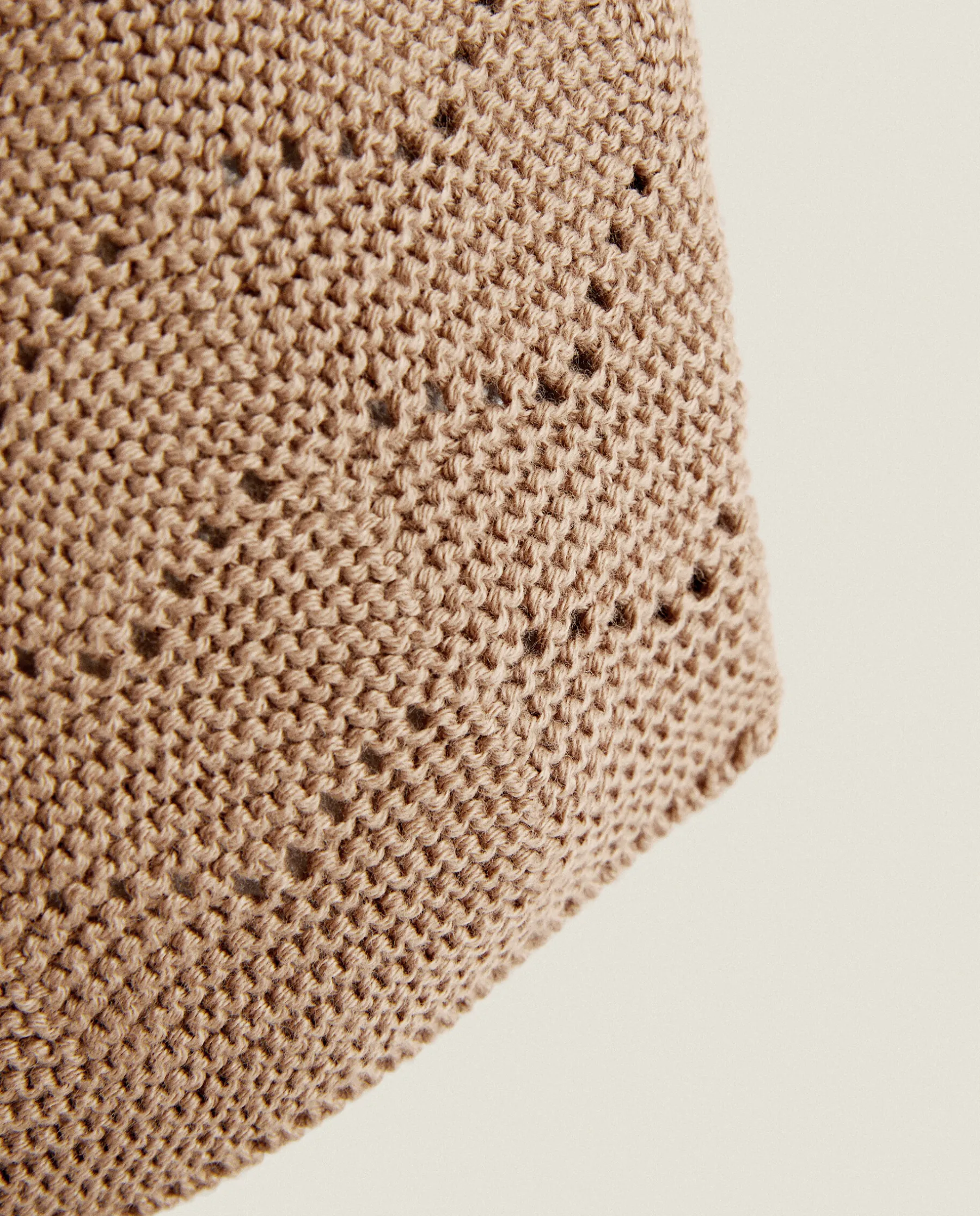 ZARA Home Bonnet With Openwork