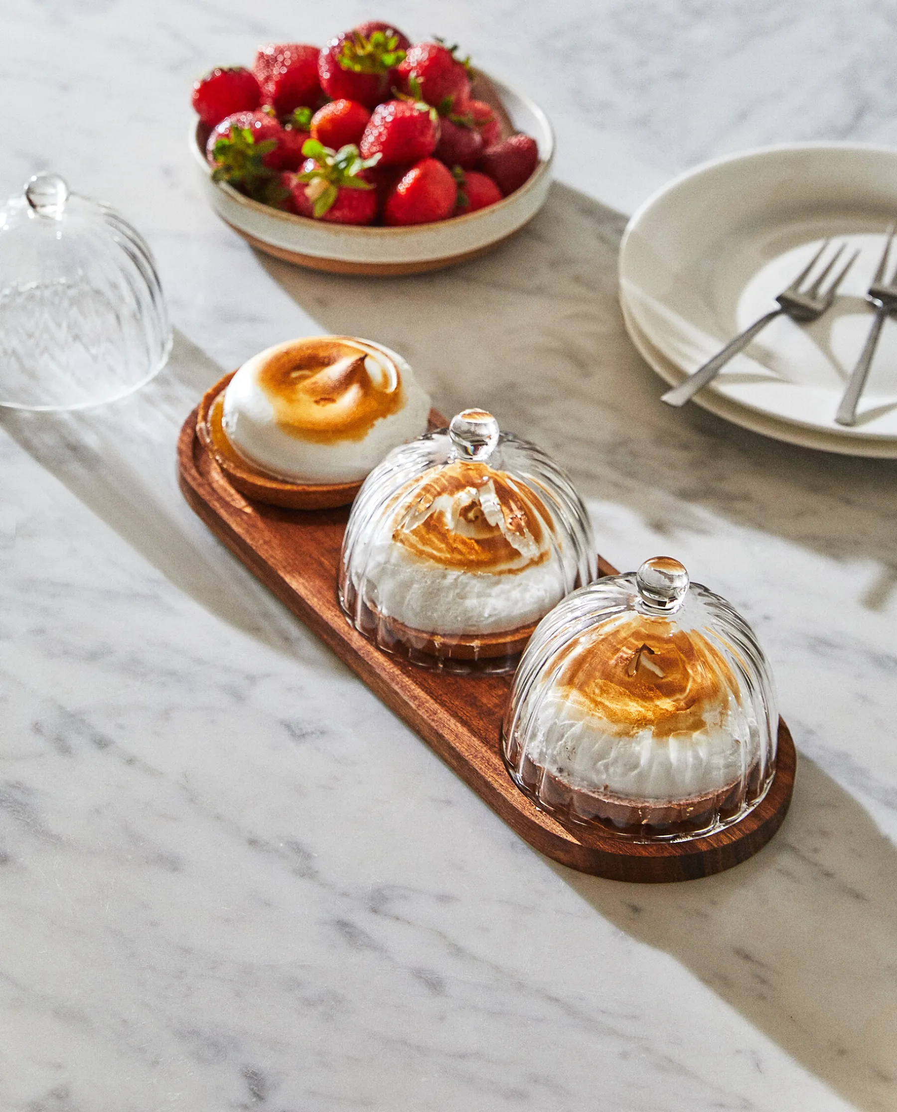 ZARA Home Borosilicate Glass And Wood Cake Plates