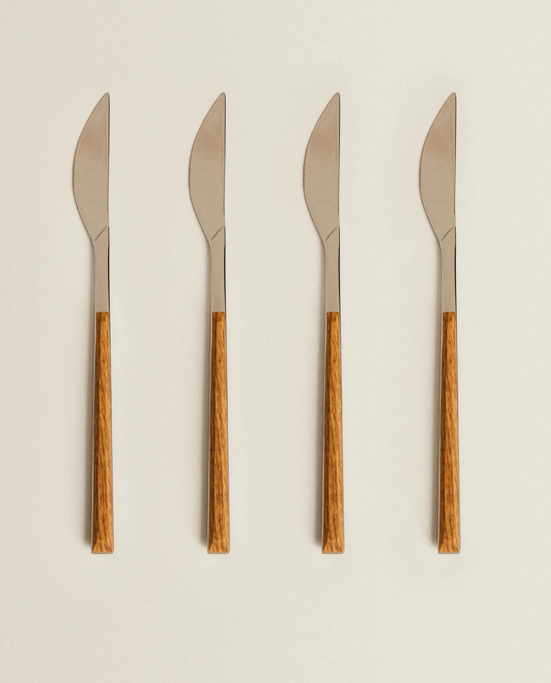 ZARA Home Box 4 Knives With Wood Pattern Handle