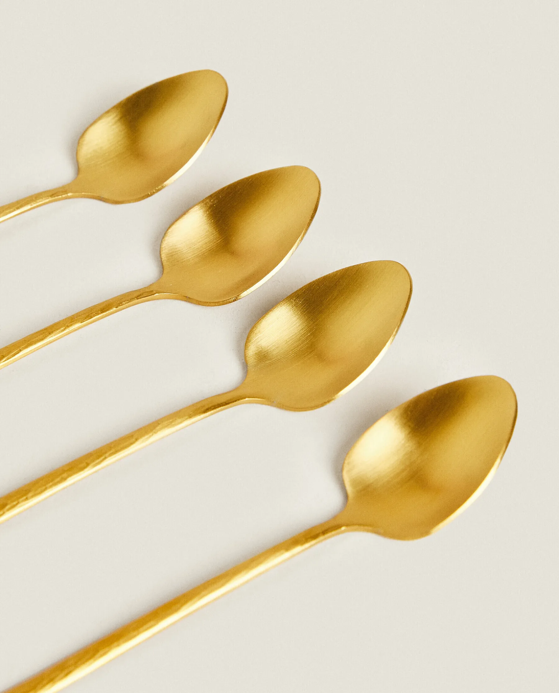 ZARA Home Box Of 4 Dessert Spoons With Hammered Handle
