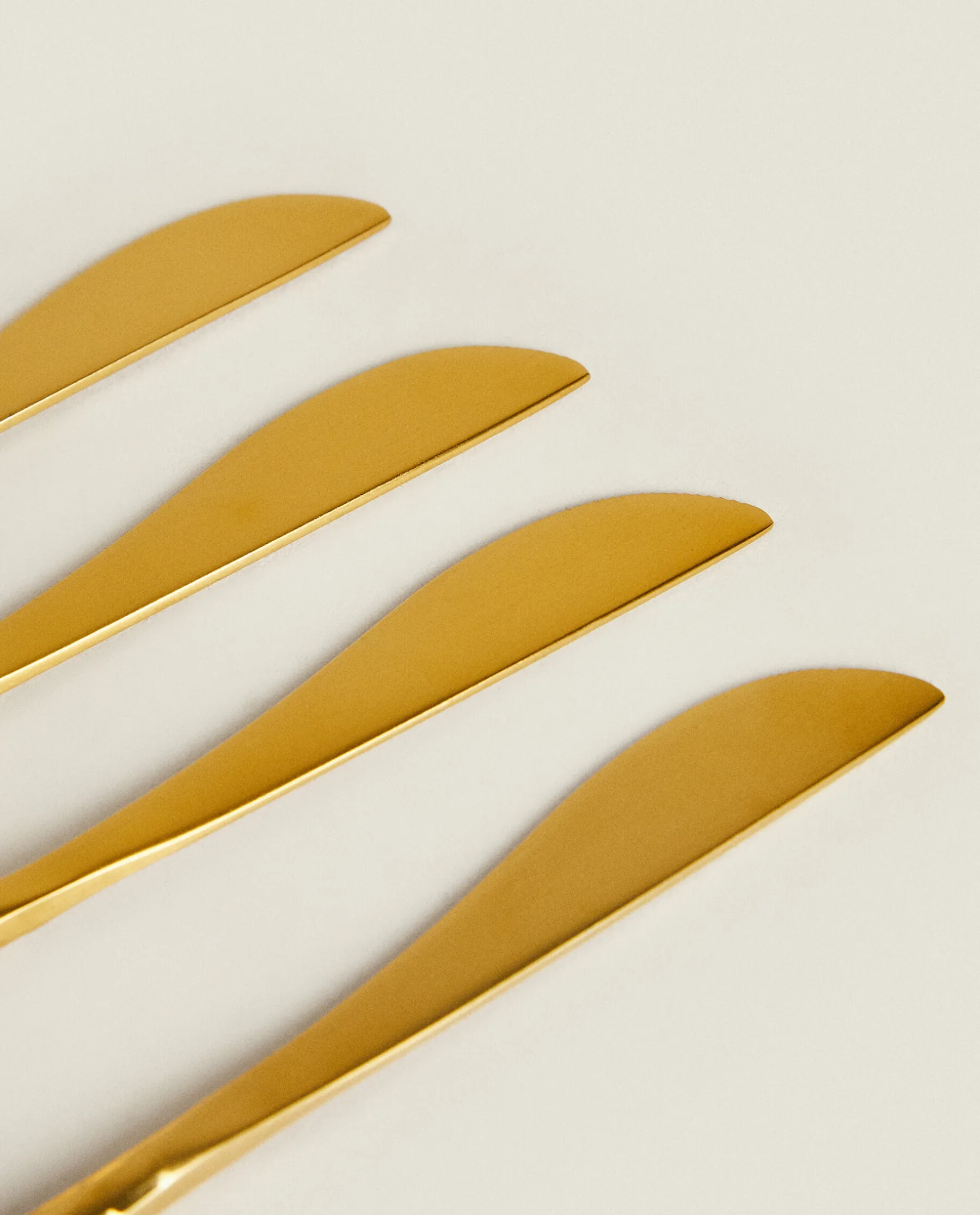 ZARA Home Box Of 4 Knives With Hammered Handle