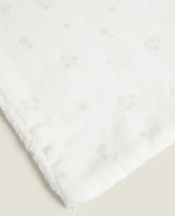ZARA Home Chiffon Clover Towel
