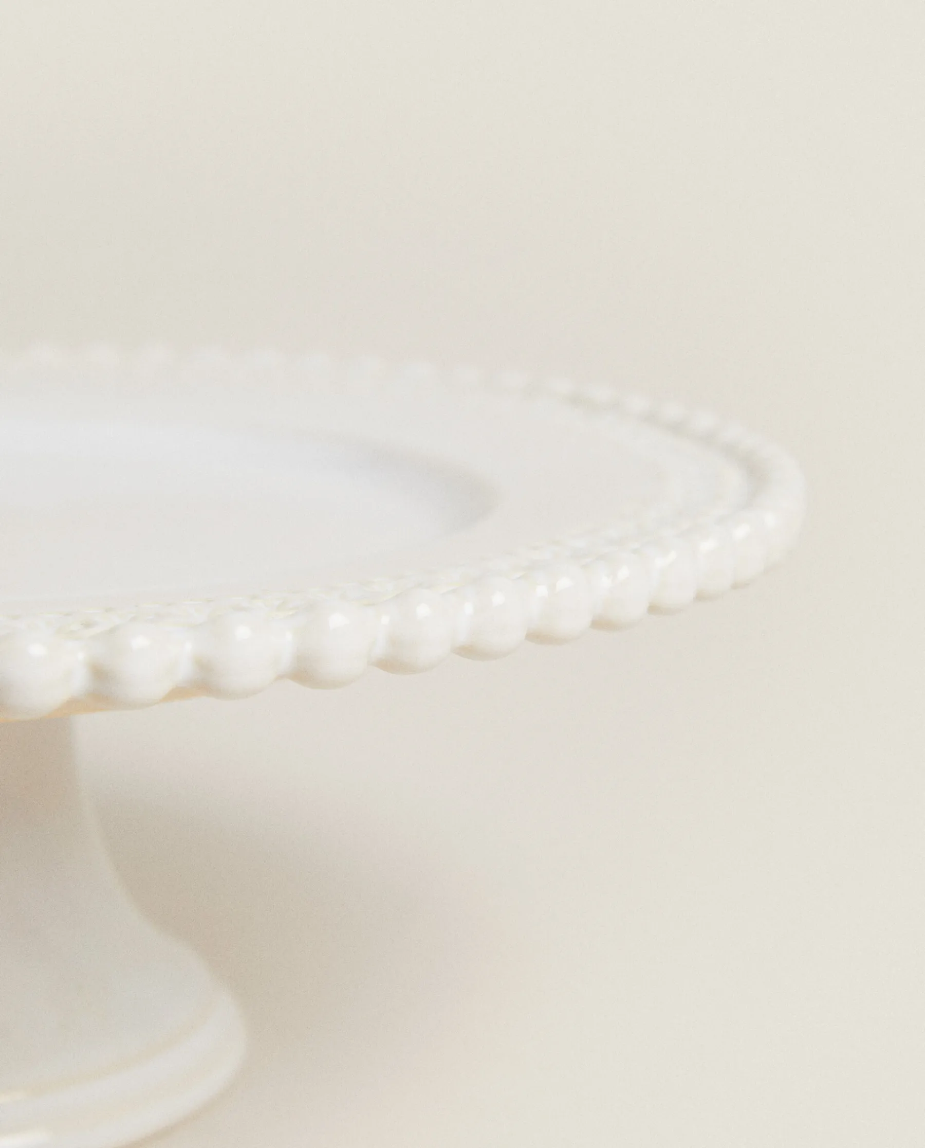 ZARA Home Christmas Snowflake Stoneware Cake Dish
