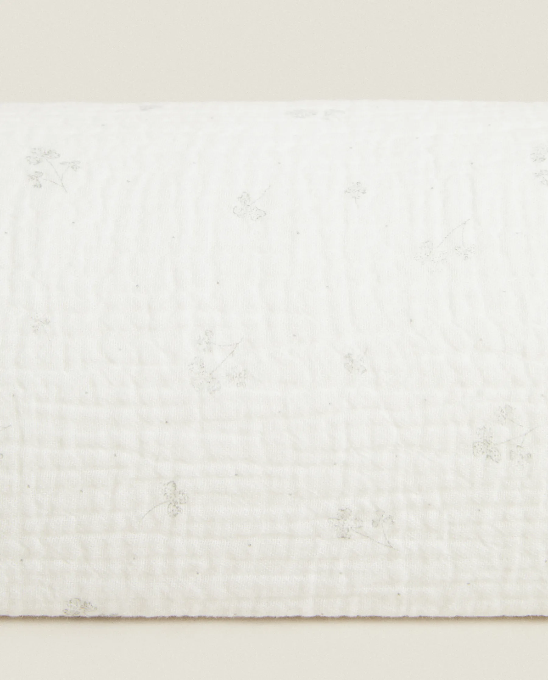 ZARA Home Clover Bolster Cushion