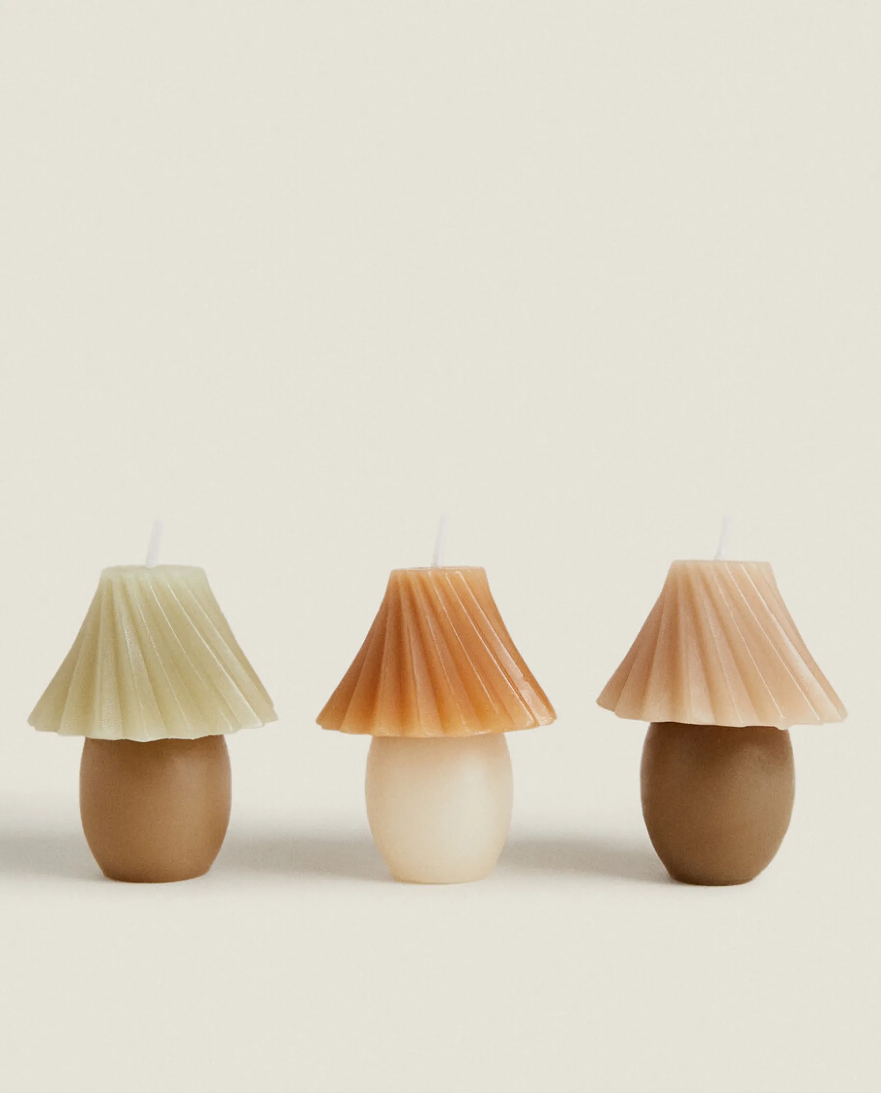 ZARA Home Colored Candles (Pack Of 3)