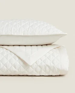 ZARA Home Diamond-Pattern Quilt