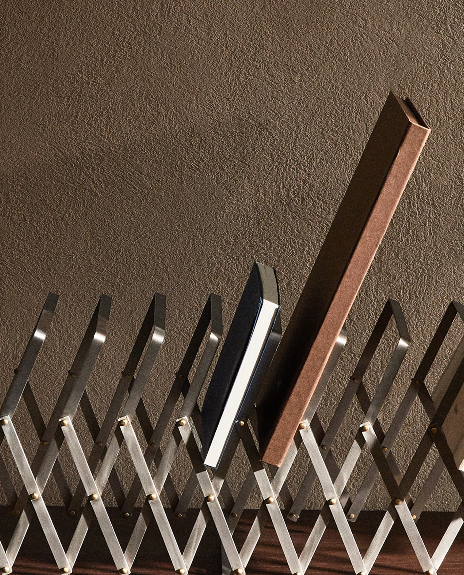 ZARA Home Extendable Magazine Rack