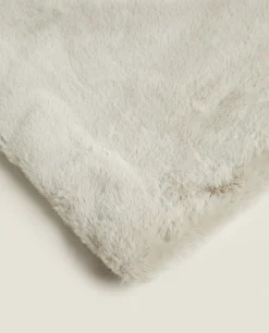 ZARA Home Faux Fur Blanket