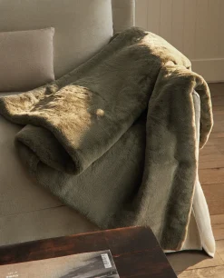 ZARA Home Faux Fur Blanket