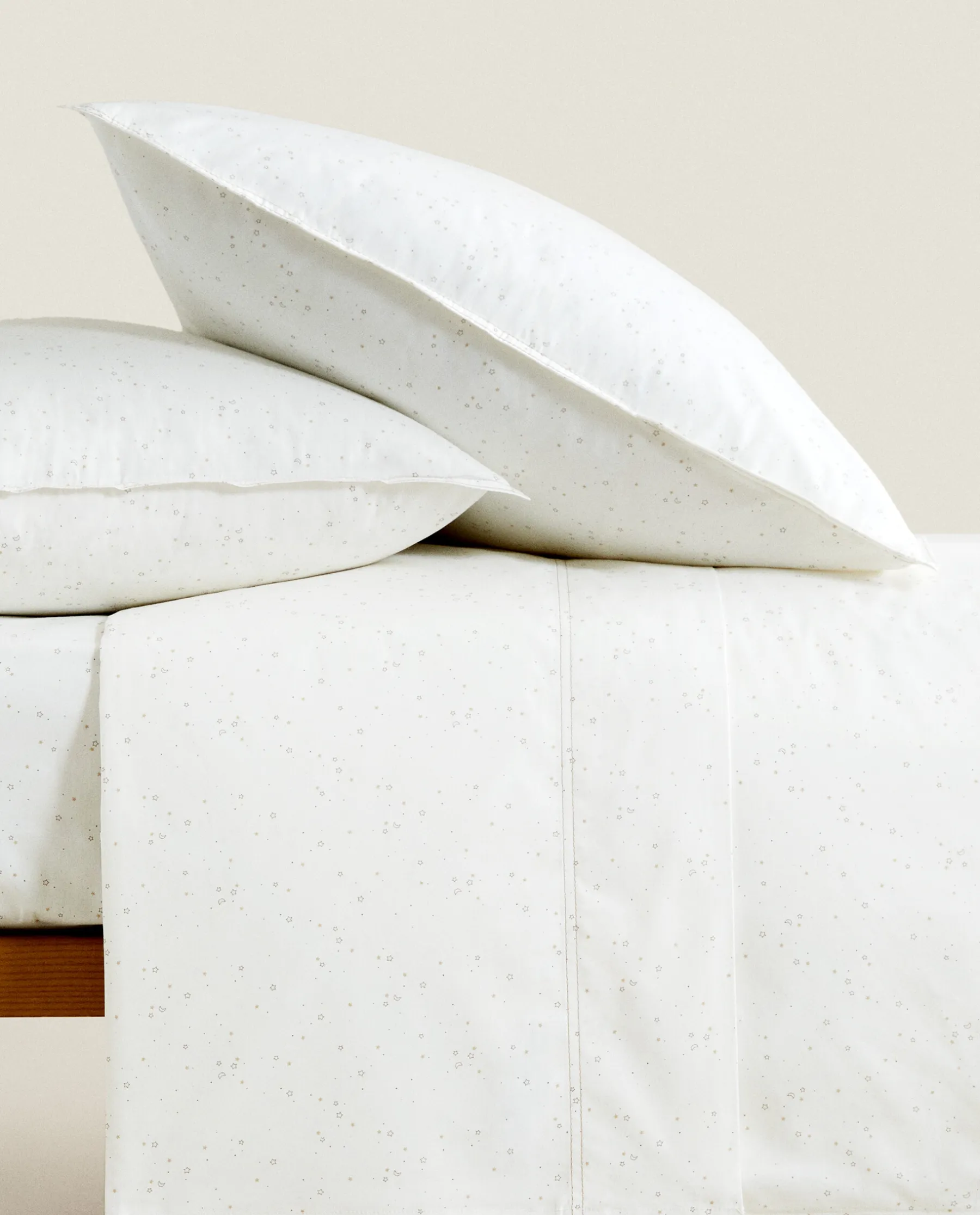 ZARA Home Fitted Sheet With Moon And Star Print