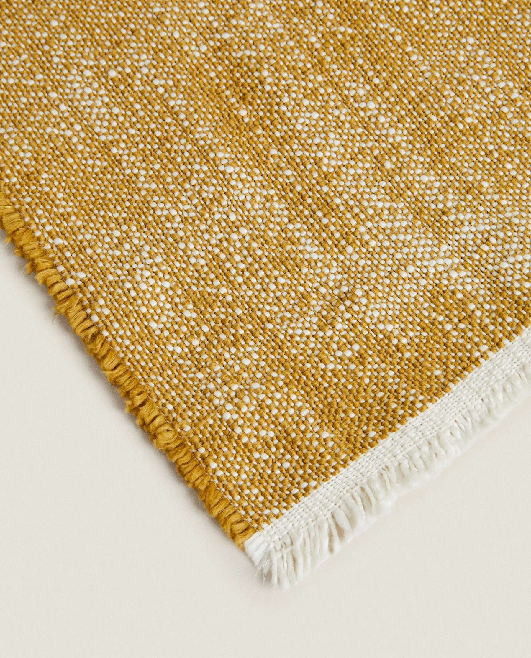 ZARA Home Flecked Blanket