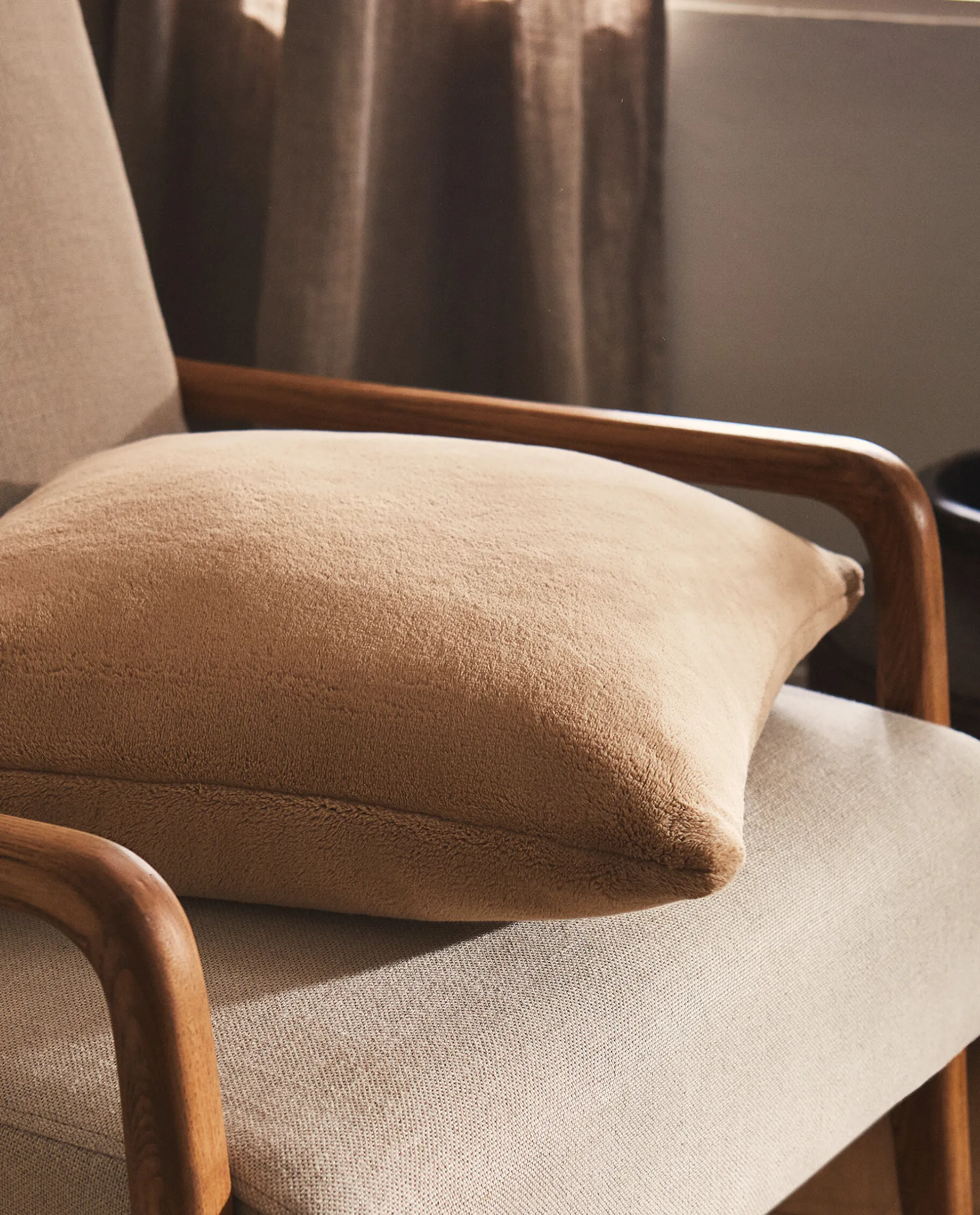 ZARA Home Fleece Throw Pillow Cover