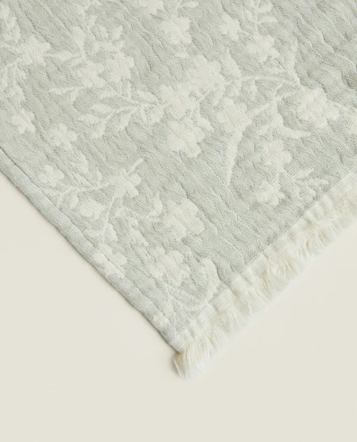 ZARA Home Floral Jacquard Blanket