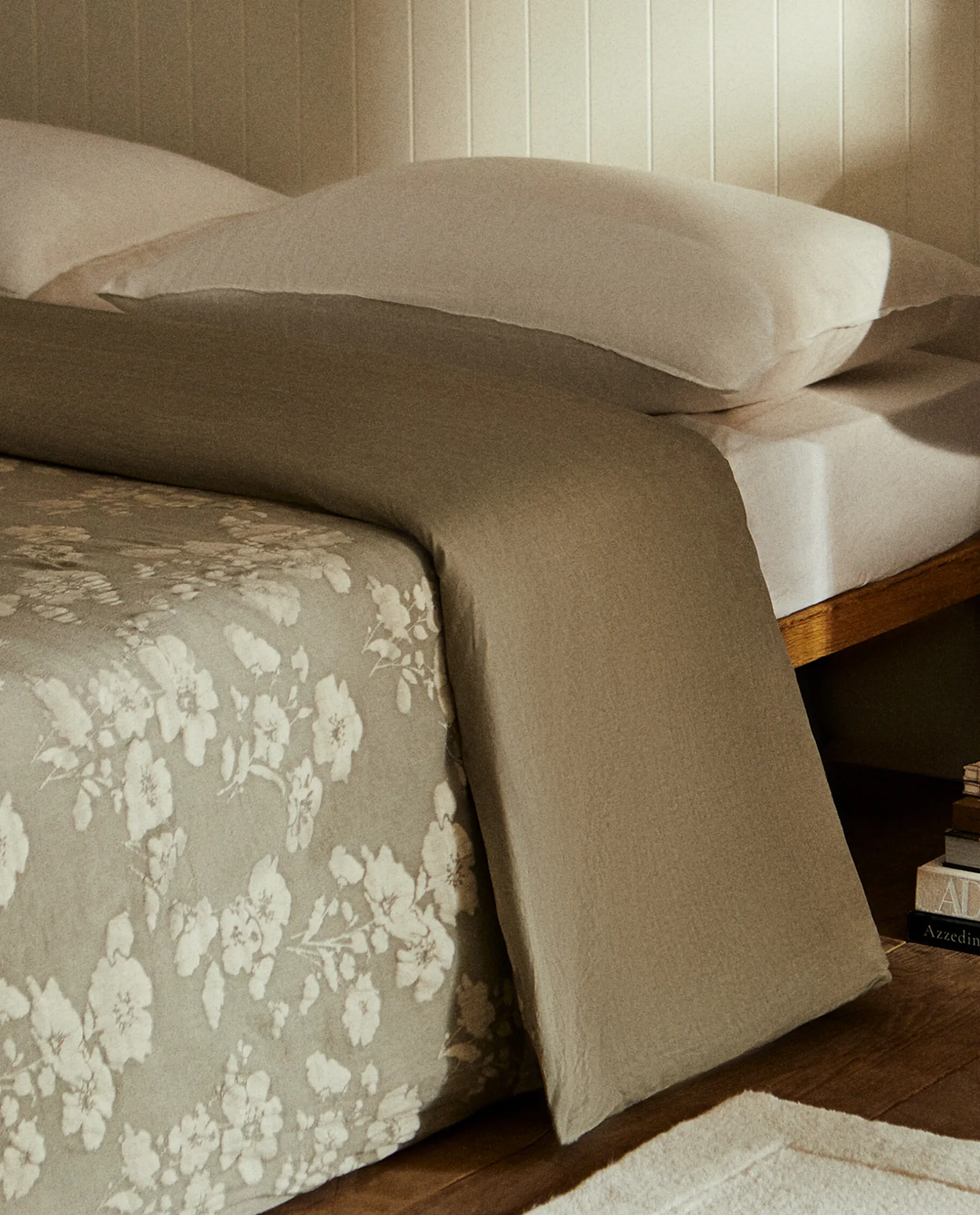 ZARA Home Floral Jacquard Duvet Cover