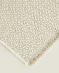 ZARA Home Fringed Acrylic Blanket