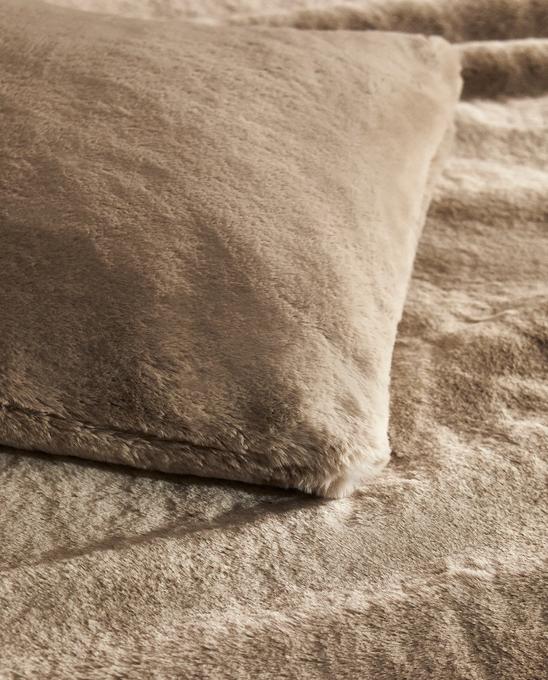 ZARA Home Fur (Faux) Throw Pillow Cover