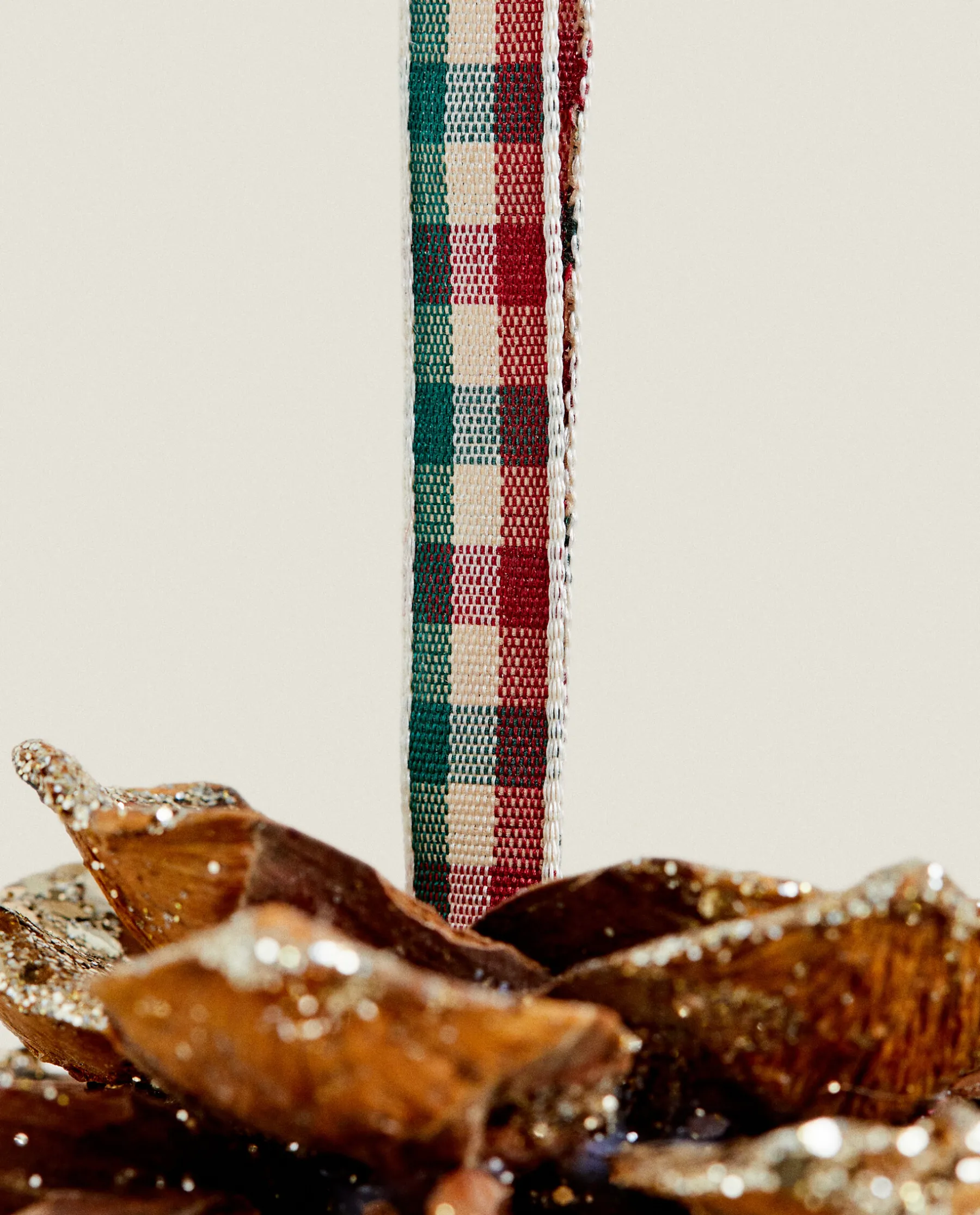 ZARA Home Glittery Christmas Pineapple Decoration