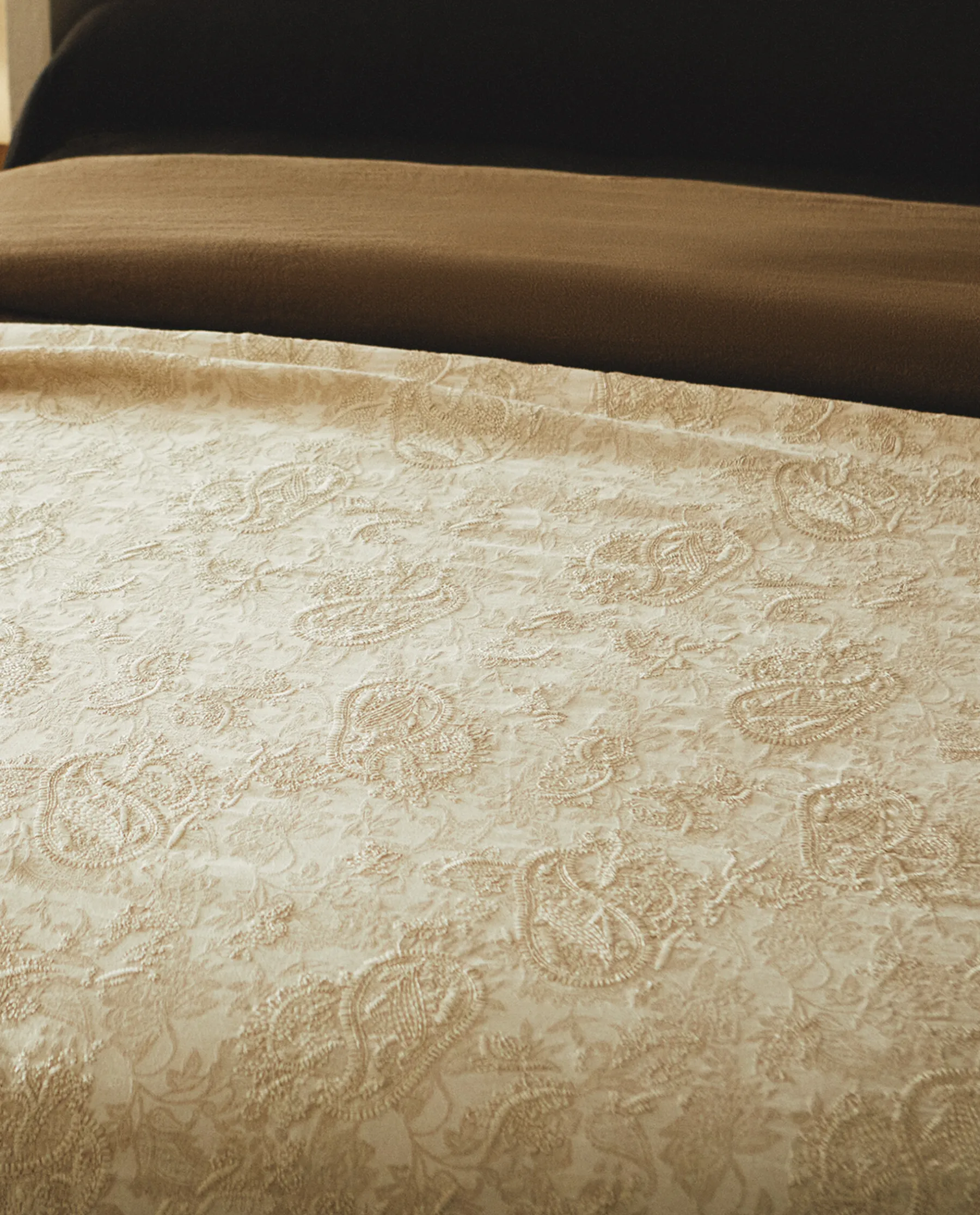 ZARA Home Jacquard Bedspread