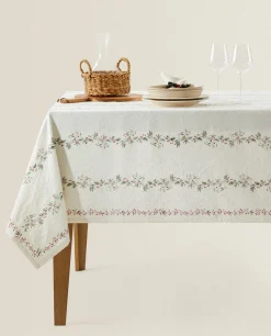ZARA Home Jacquard Cotton Tablecloth With Christmas Holly