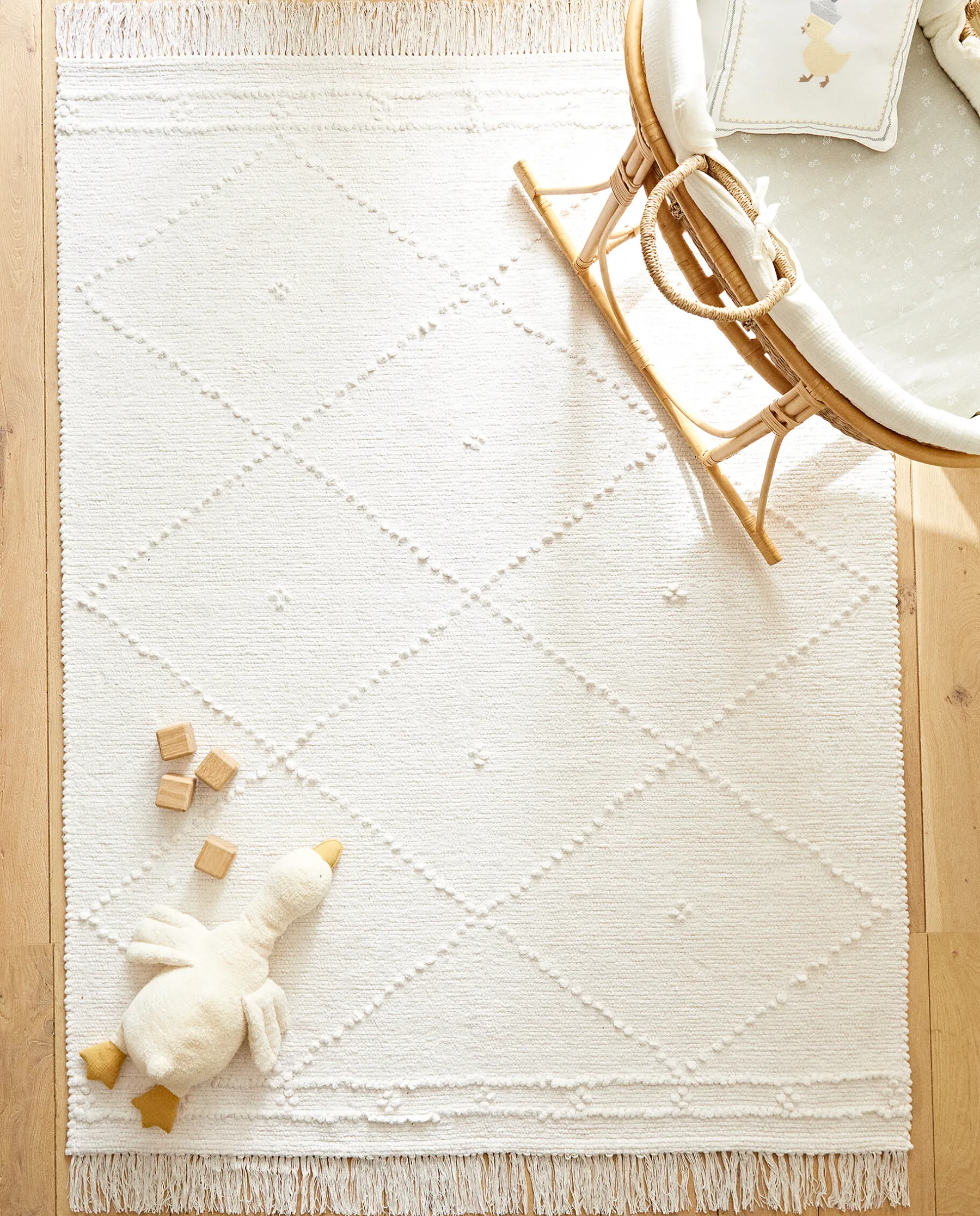 ZARA Home Kids' Diamond Chenille Rug With Fringing