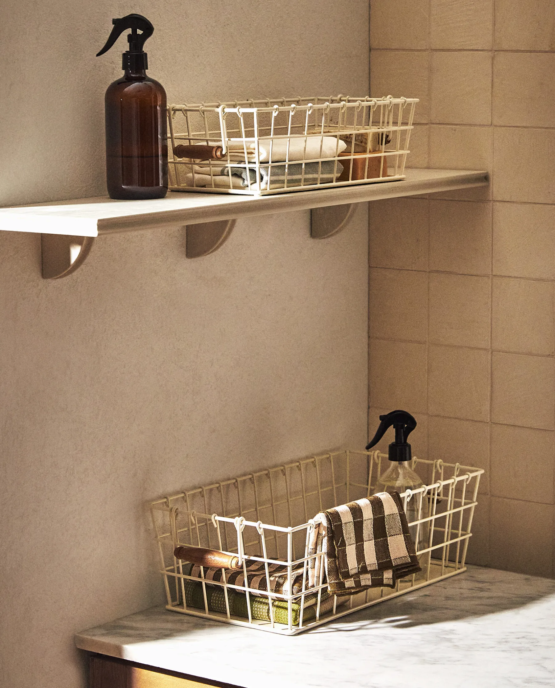 ZARA Home Lacquered Metal Basket