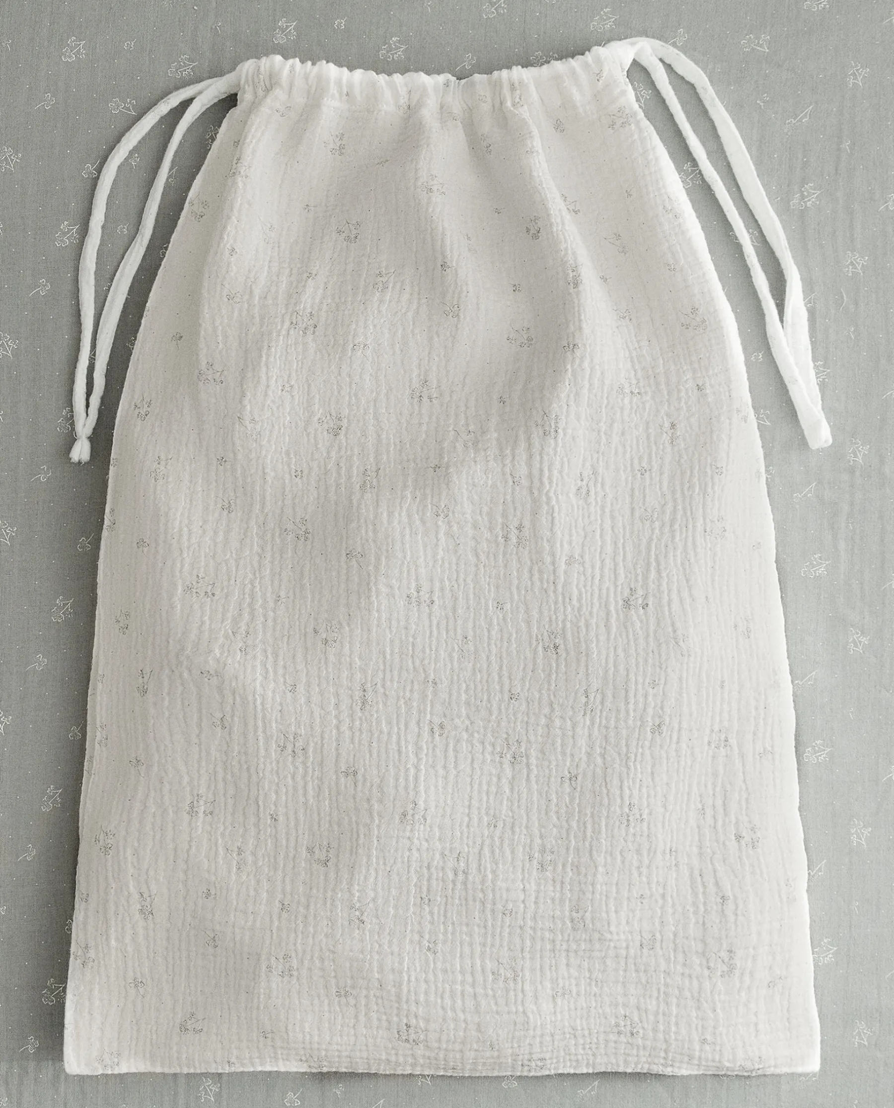 ZARA Home Large Clover Laundry Bag