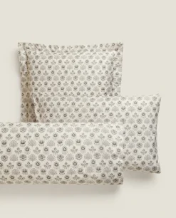 ZARA Home Leaf Print Pillowcase