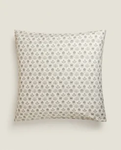 ZARA Home Leaf Print Pillowcase