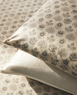 ZARA Home Leaf Print Pillowcase