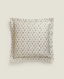 ZARA Home Leaf Print Pillowcase