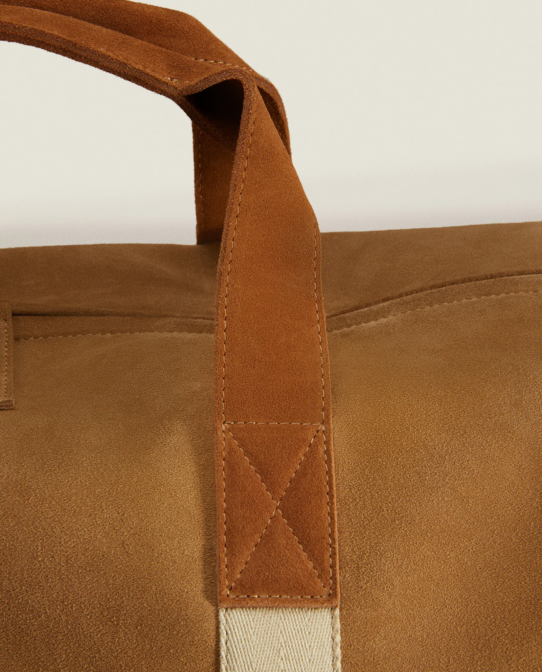 ZARA Home Leather Travel Bag