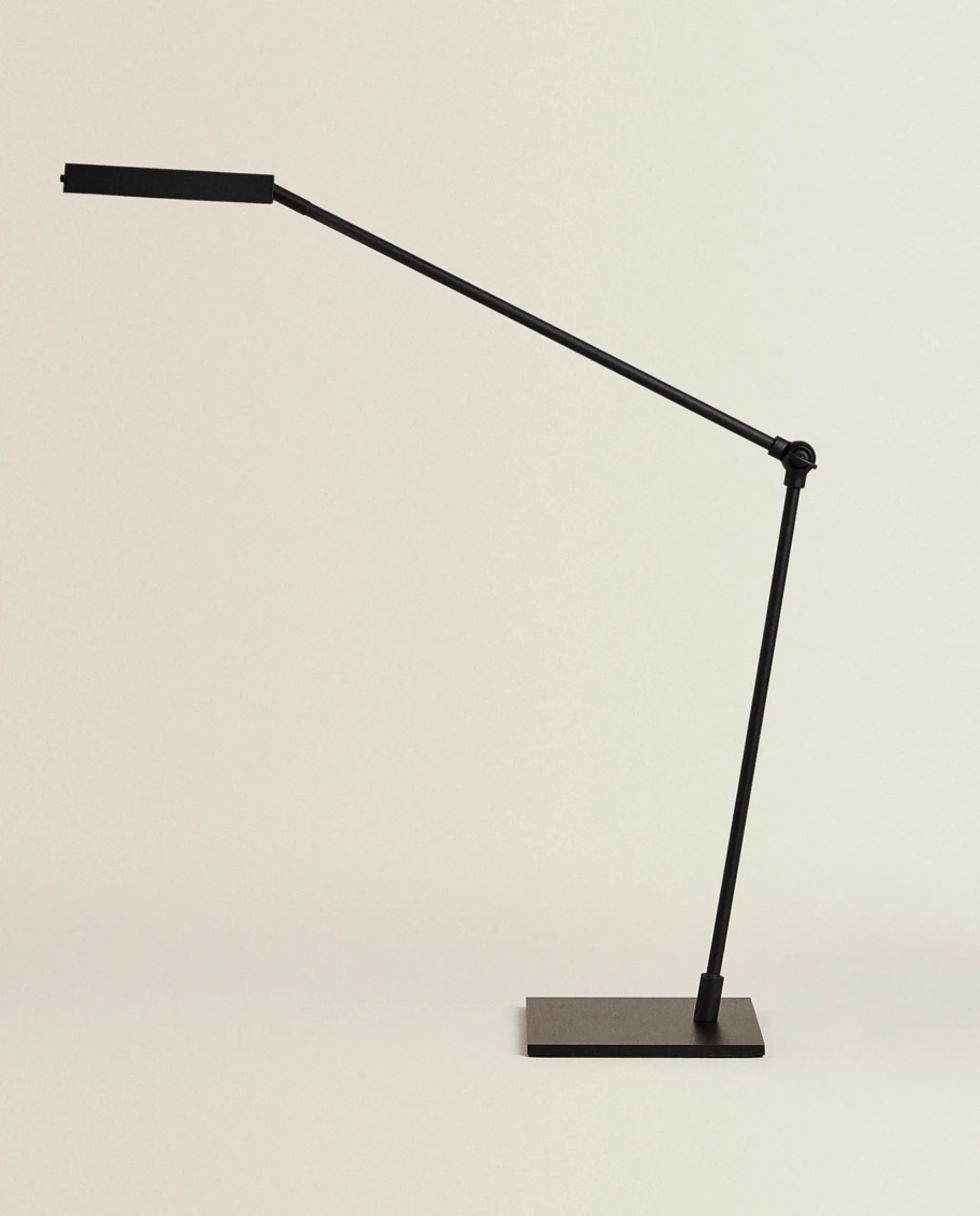 ZARA Home Led Metal Desk Lamp