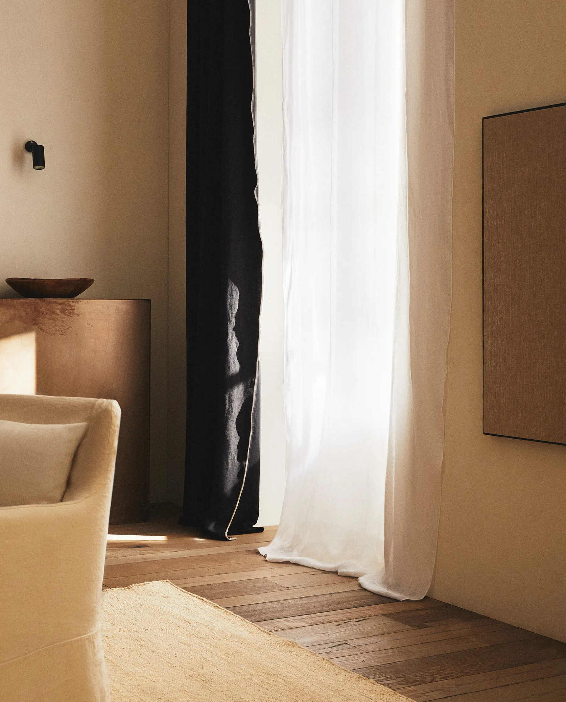 ZARA Home Linen Curtain