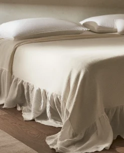 ZARA Home Linen Ruffle Bedspread