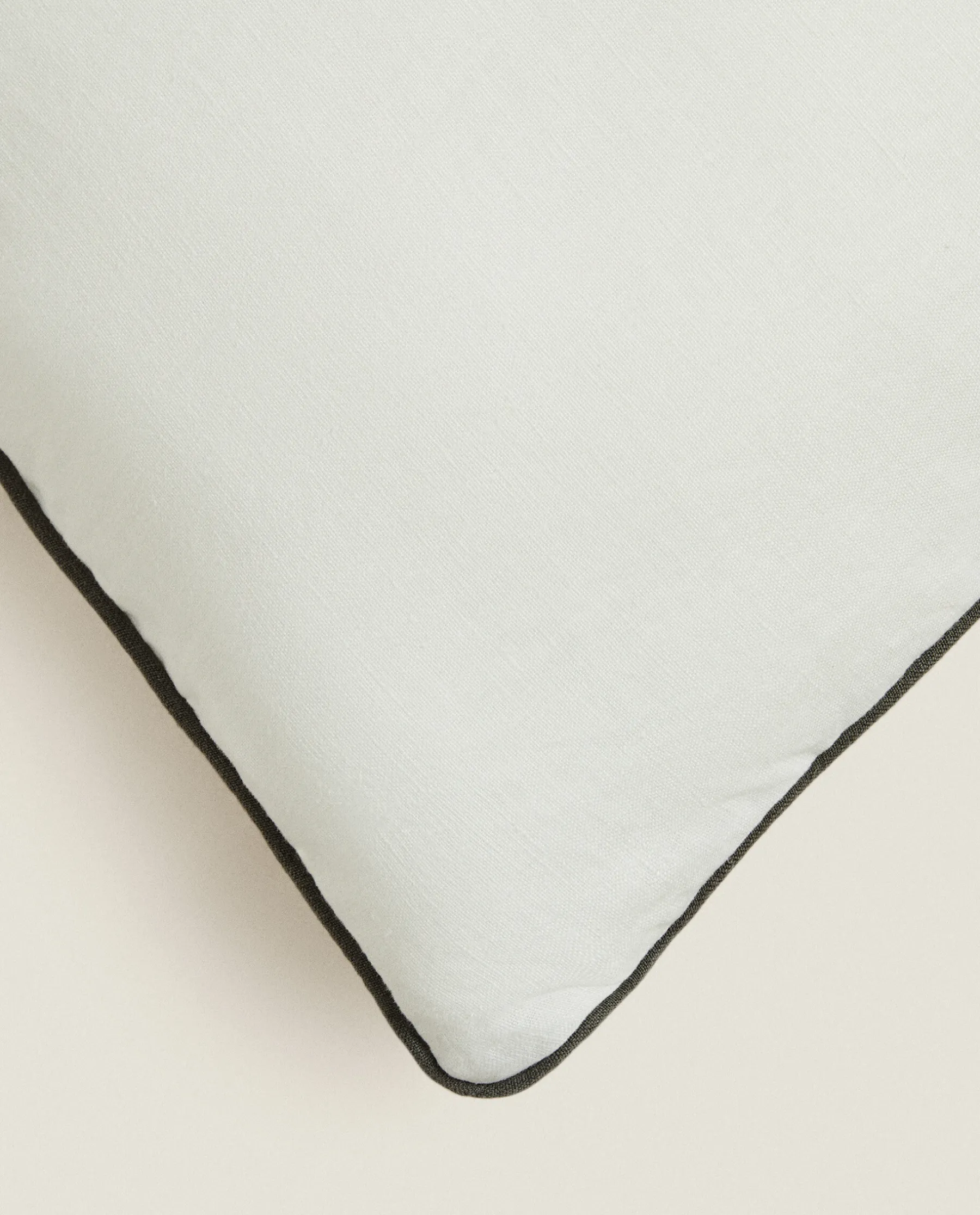 ZARA Home Linen Seat Cushion