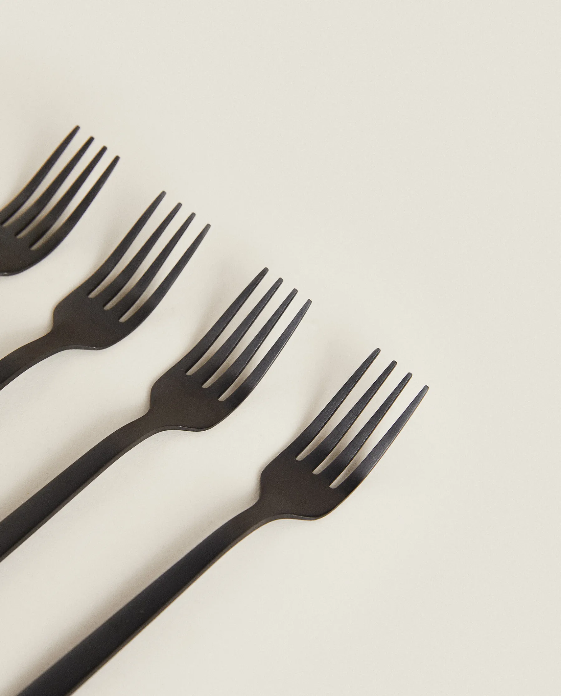 ZARA Home Matte Brunch Forks (Pack Of 4)