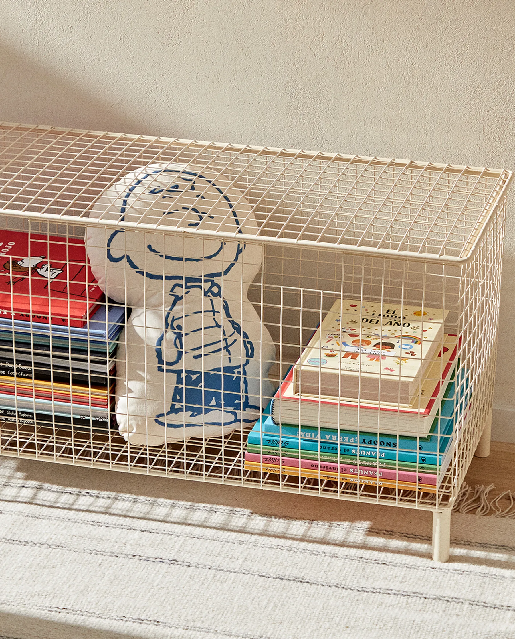ZARA Home Metal Chest With Lid
