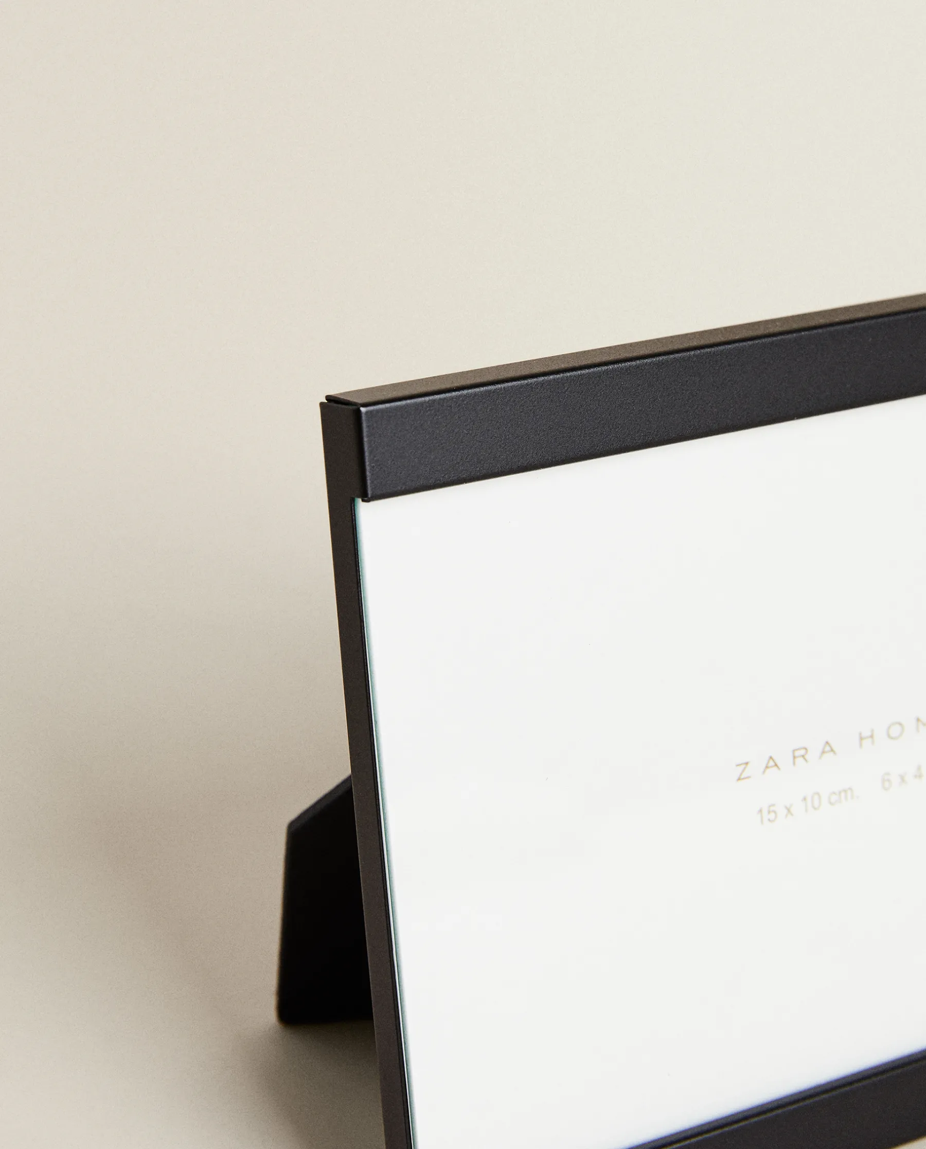 ZARA Home Metal Frame