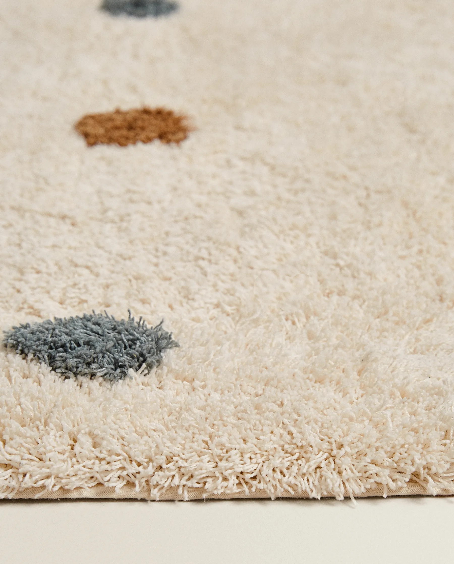 ZARA Home Multicolored Dotted Rug