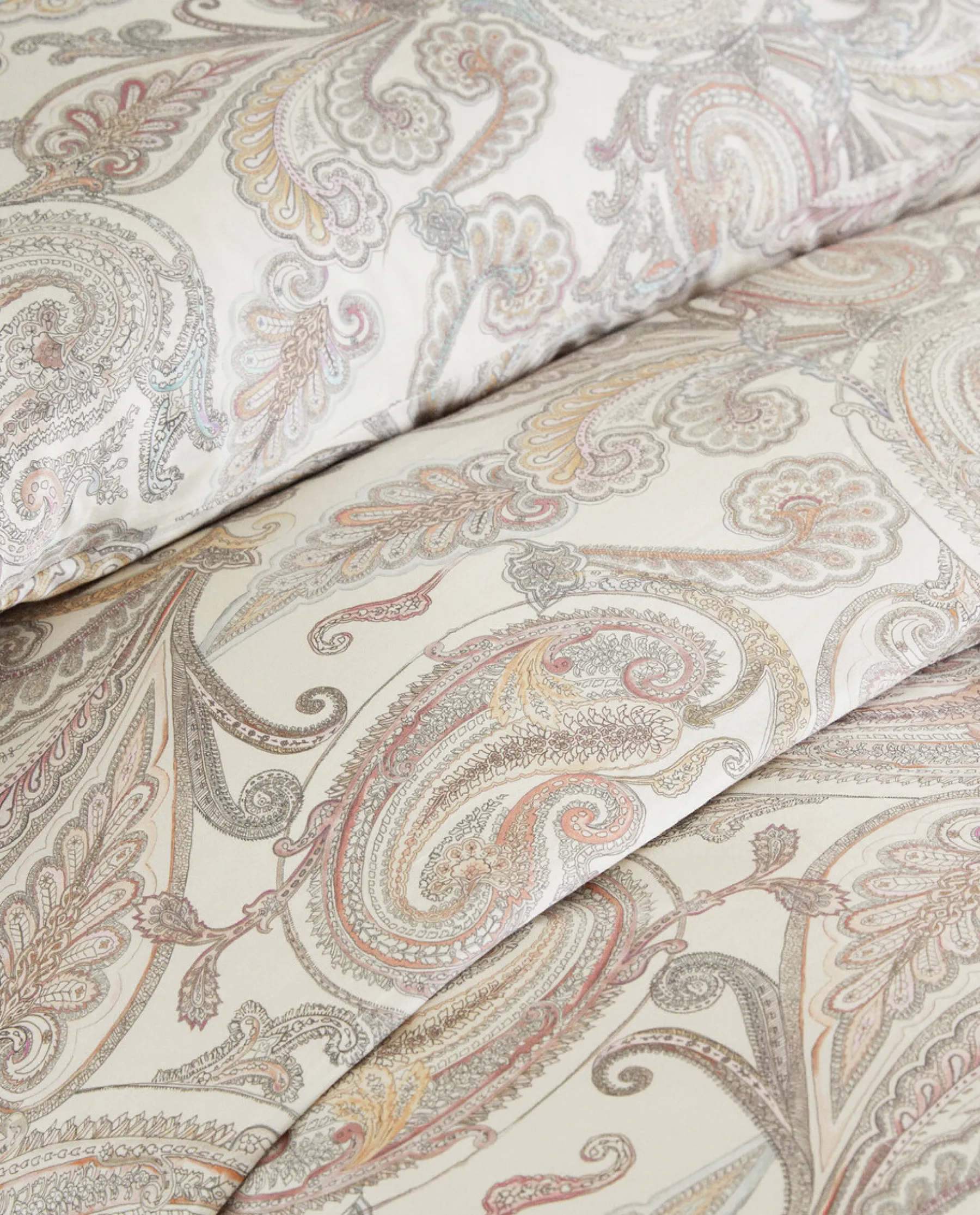ZARA Home Paisley-Print Duvet Cover