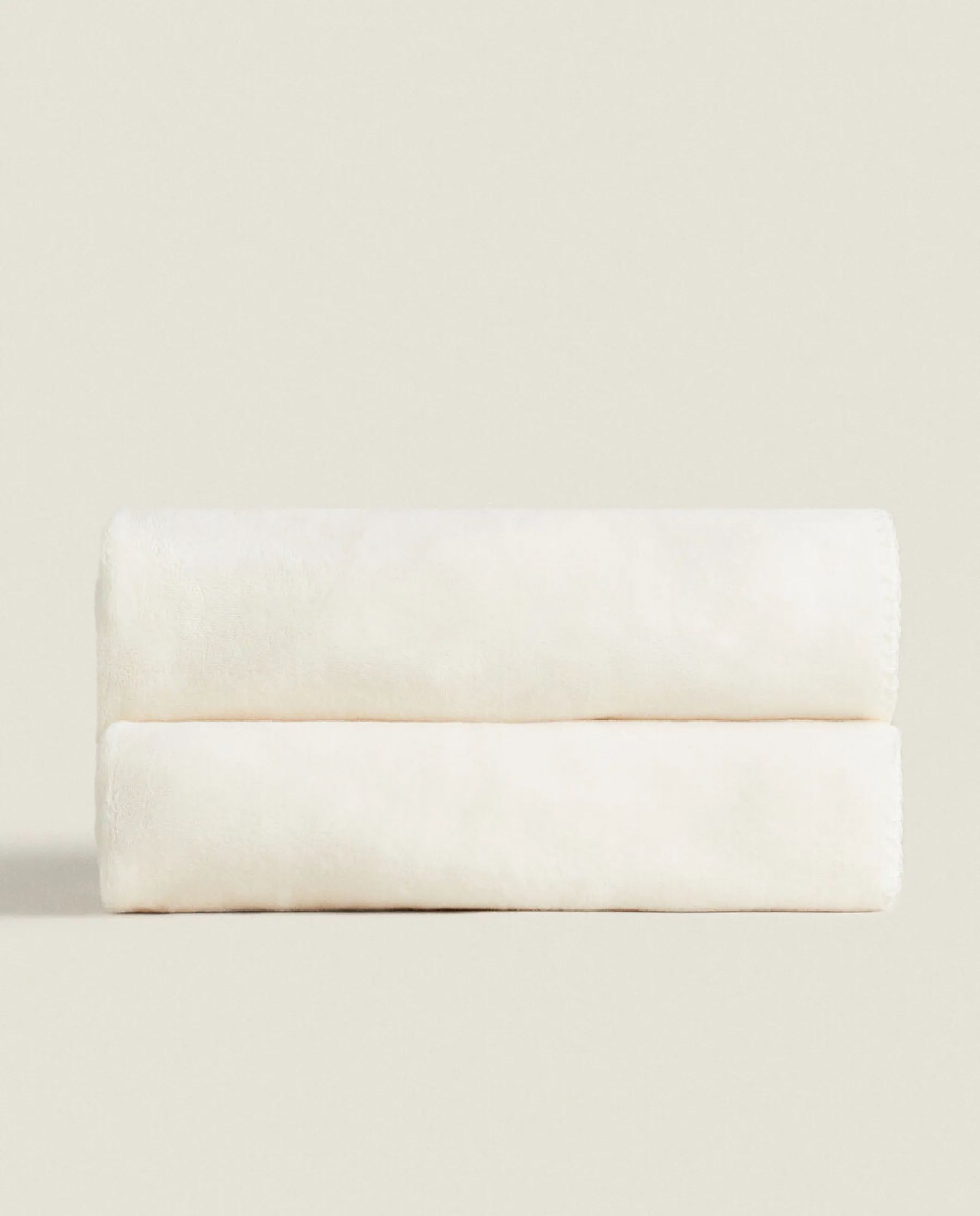ZARA Home Peanuts™ Embroidered Blanket