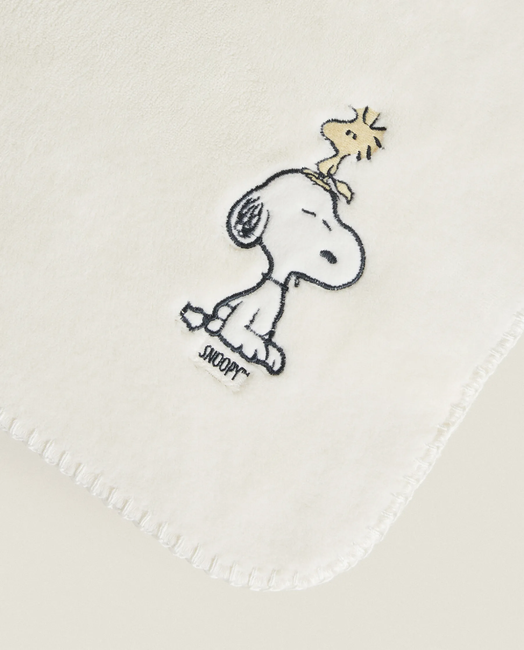 ZARA Home Peanuts™ Embroidered Blanket