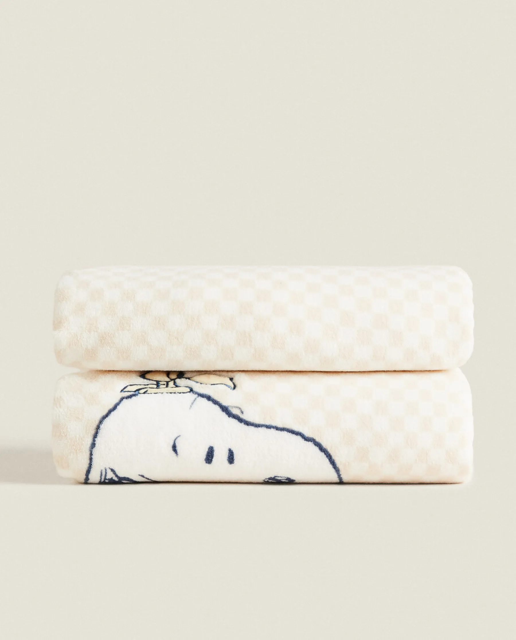ZARA Home Peanuts™ Faux Shearling Blanket