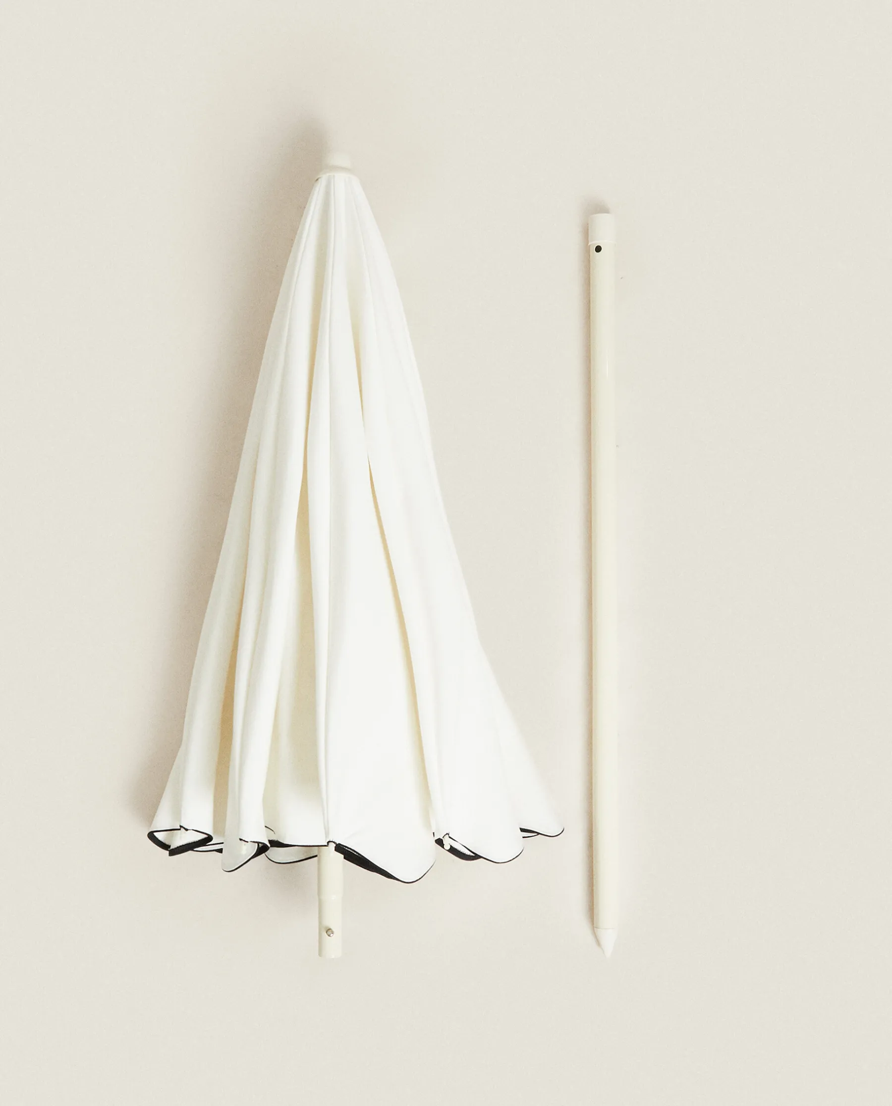 ZARA Home Plain Beach Umbrella (O 63.0")