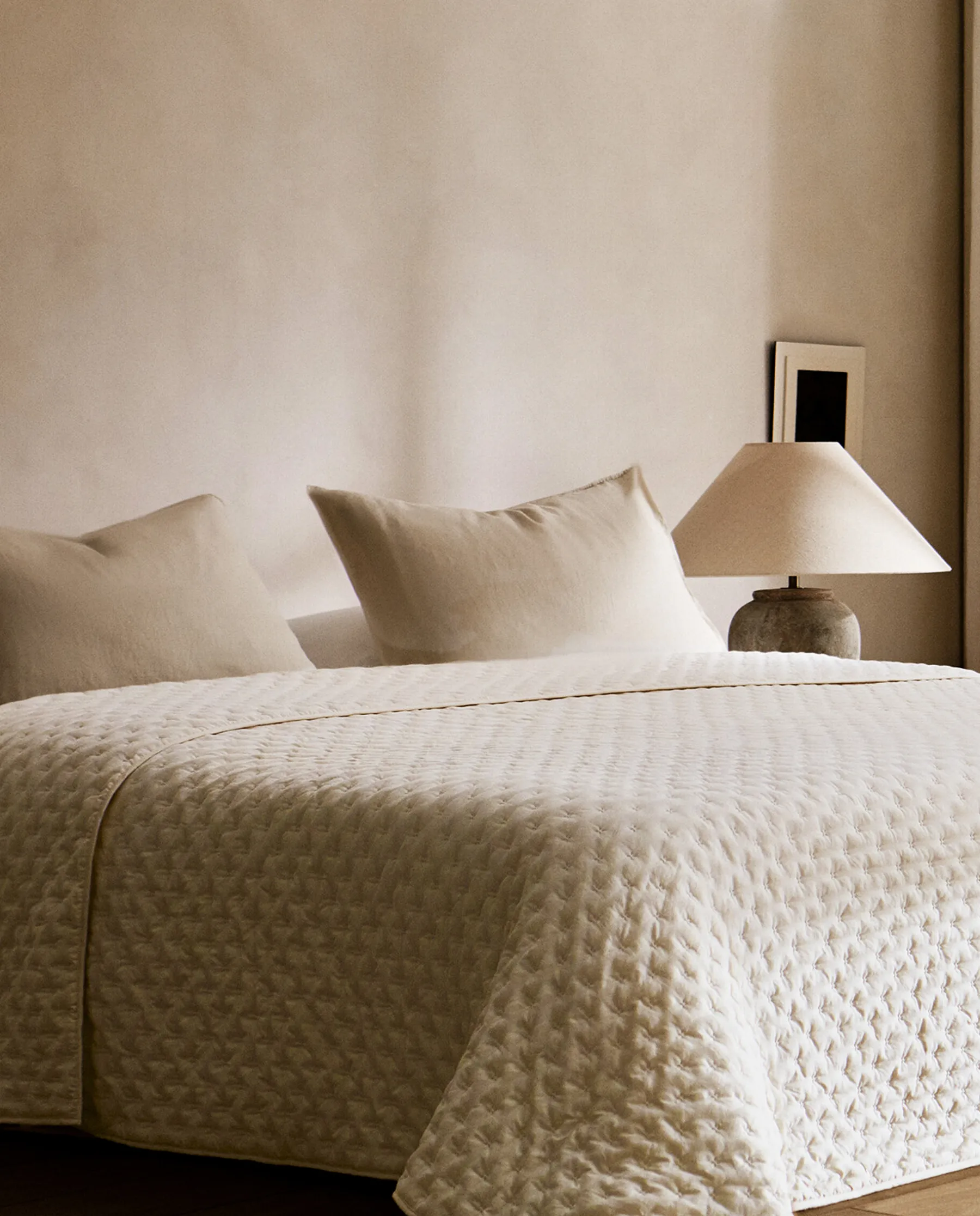 ZARA Home Quilted Quilt With Dots