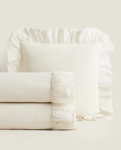 ZARA Home Ruffle Trim Bedspread