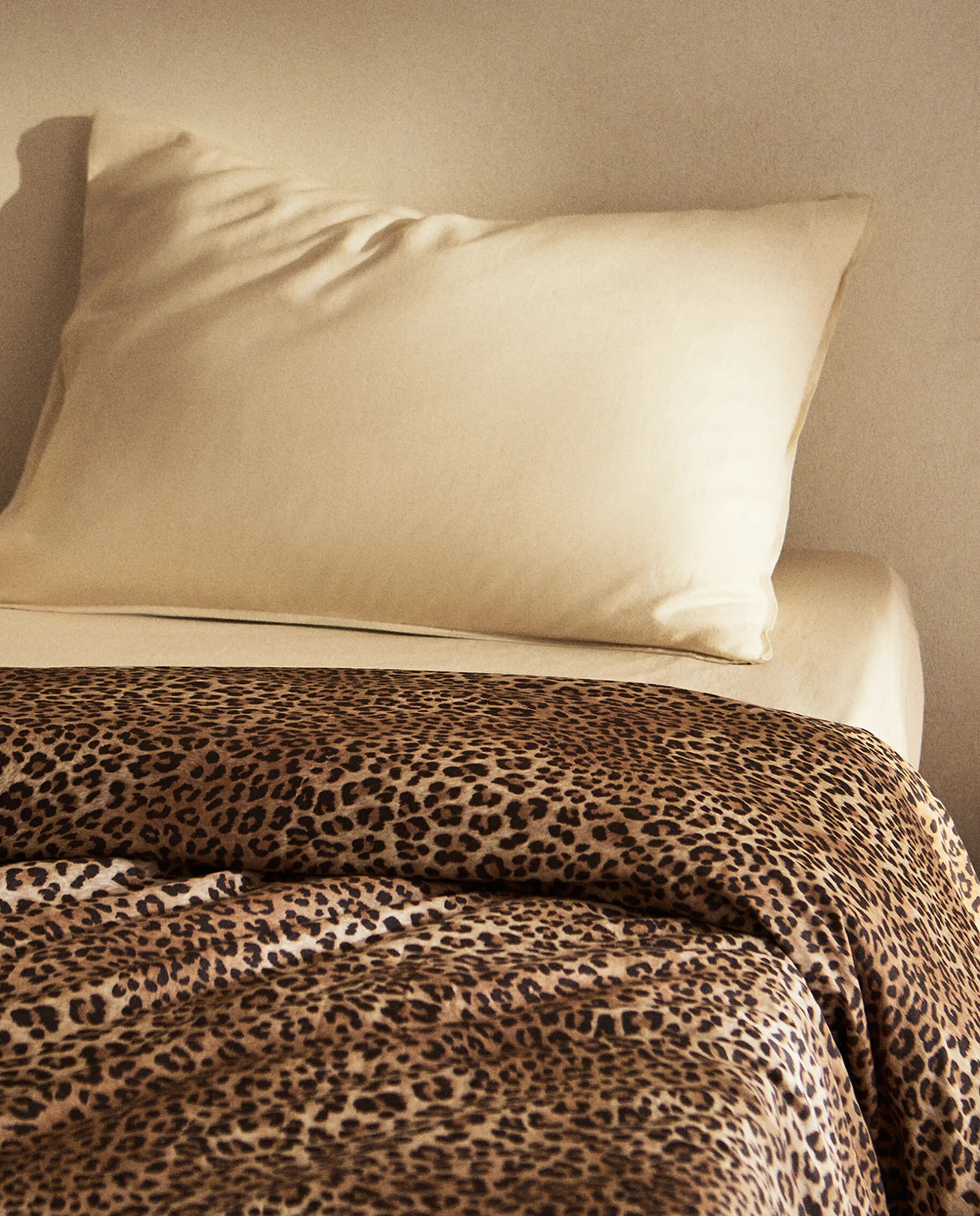 ZARA Home Sateen Duvet Cover